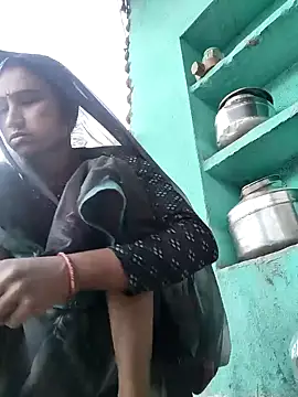 lodhi8080 online show from March 17, 1:21 am