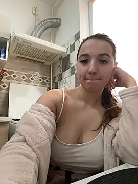 OutsiderMuse online show from February 16, 12:01 pm