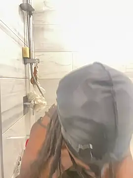 Snapshot of BlkOwlShadow chatting on February 28, 12:44 am BlkOwlShadow online show from February 28, 12:44 am