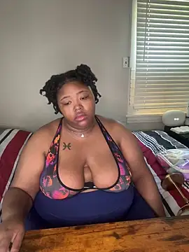 Chocolatebunnyxx96 online show from April 23, 3:14 pm
