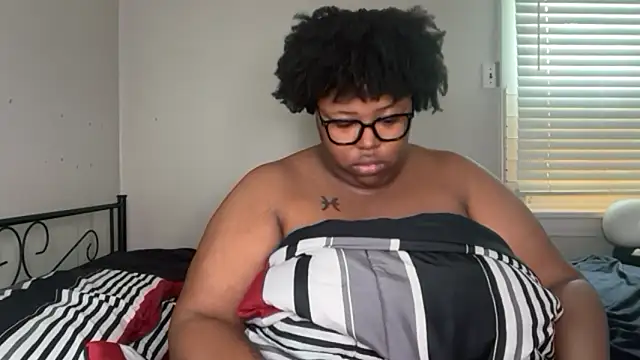 Chocolatebunnyxx96 online show from April 26, 2:04 pm