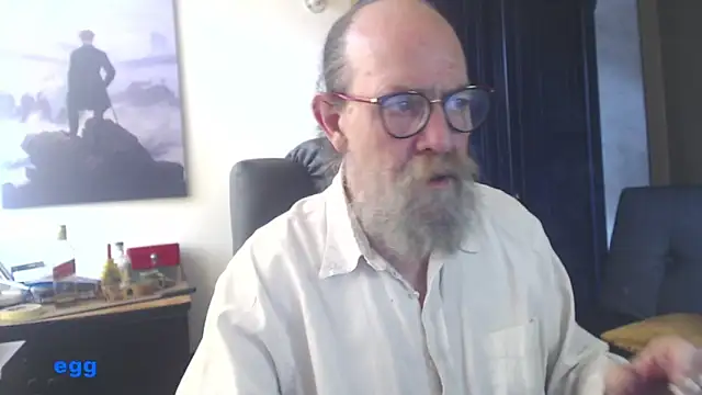 Snapshot of Uncle_Hottie chatting on July 4, 6:14 pm Uncle Hottie online show from July 4, 6:14 pm