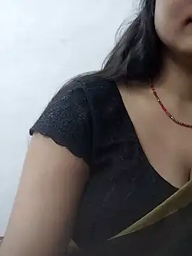 Cute-angle-1 online show from February 13, 4:36 pm