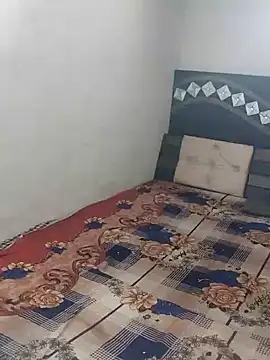 Cute-angle-1 online show from March 15, 8:53 am