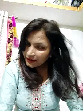 Priyaa 1433 online show from June 18, 4:57 am