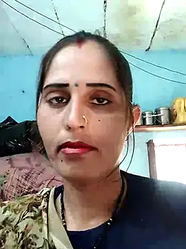 Snapshot of Bhavna8080 chatting on May 19, 2:18 am Bhavna8080 online show from May 19, 2:18 am
