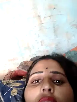 Snapshot of Bhavna8080 chatting on June 6, 10:09 am Bhavna8080 online show from June 6, 10:09 am
