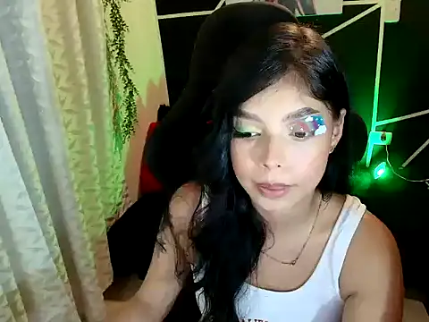 Susancutte online show from March 18, 1:20 am