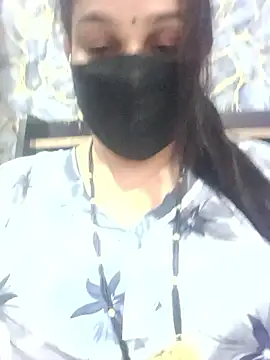 Snapshot of 01Roshani chatting on May 14, 8:54 am 01Roshani online show from May 14, 8:54 am