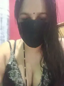 Snapshot of 01Roshani chatting on May 19, 9:04 am 01Roshani online show from May 19, 9:04 am