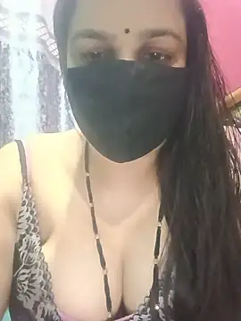 Snapshot of 01Roshani chatting on May 21, 9:49 am 01Roshani online show from May 21, 9:49 am