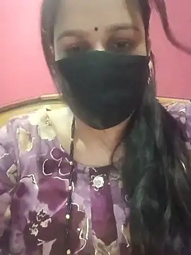 Snapshot of 01Roshani chatting on June 15, 9:17 pm 01Roshani online show from June 15, 9:17 pm