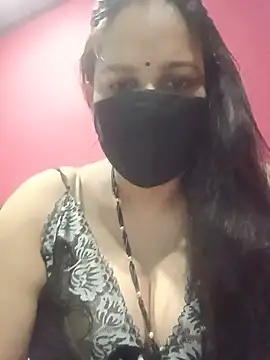 Snapshot of 01Roshani chatting on June 19, 8:01 pm 01Roshani online show from June 19, 8:01 pm