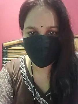 Snapshot of 01Roshani chatting on June 30, 7:42 am 01Roshani online show from June 30, 7:42 am