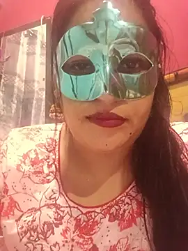Snapshot of 01Roshani chatting on July 20, 6:32 pm 01Roshani online show from July 20, 6:32 pm