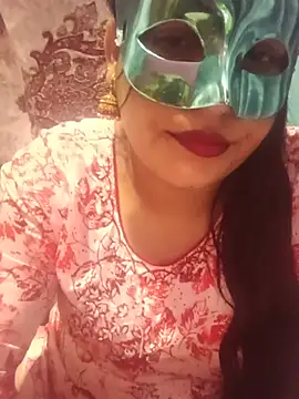 Snapshot of 01Roshani chatting on July 21, 8:00 pm 01Roshani online show from July 21, 8:00 pm