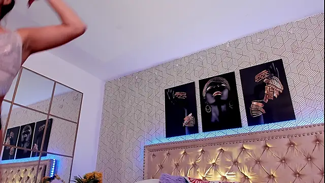 MeganRosseX online show from March 11, 5:19 pm