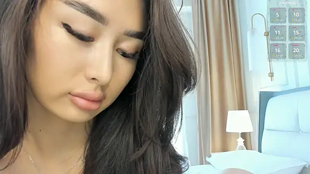 SayokoMia S online show from July 18, 7:45 am