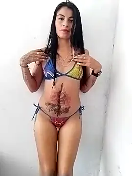 Snapshot of andrea_rose69 chatting on January 13, 7:19 pm andrea rose69 online show from January 13, 7:19 pm