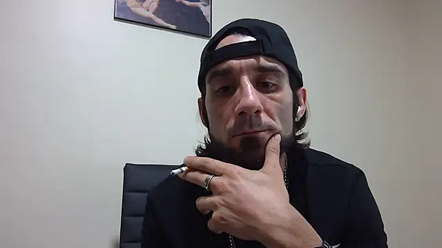 BigDickWo0z online show from April 18, 8:18 am