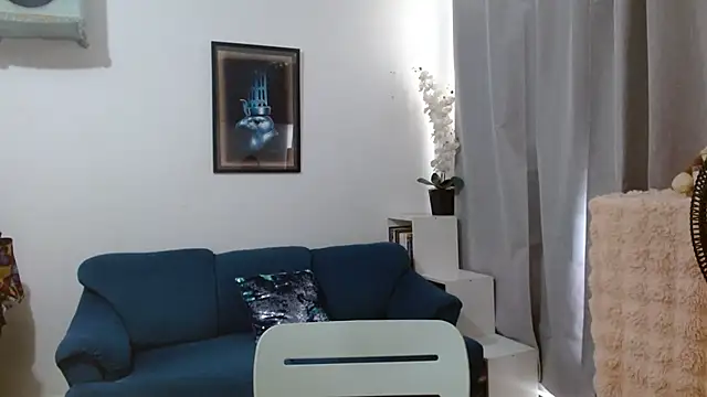 Almaglow  online show from May 20, 6:14 pm