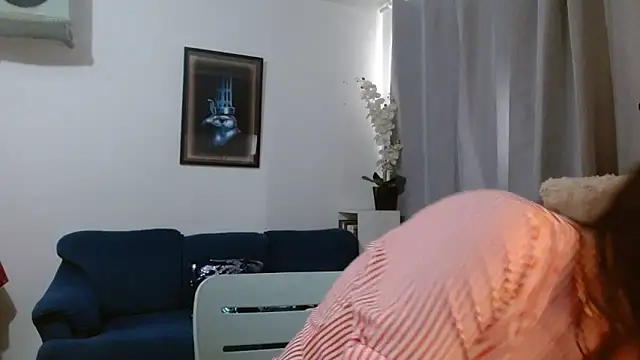 Almaglow  online show from June 2, 5:37 pm