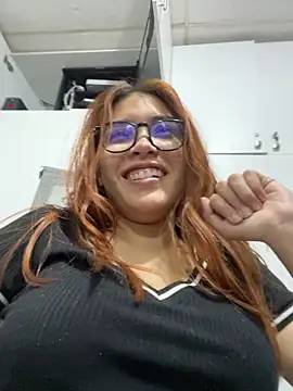 CrystalFairy007 online show from May 29, 3:26 am