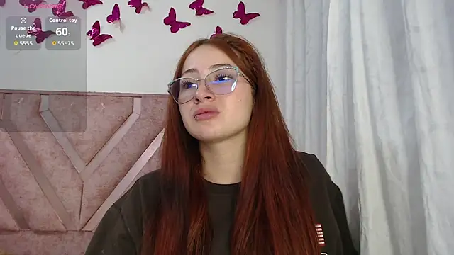 Roxy Fox- online show from March 10, 4:06 am