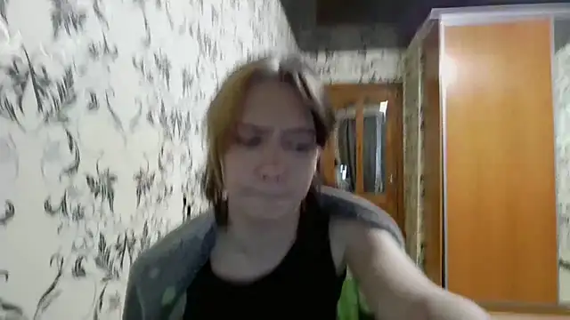LxayBloom online show from April 27, 1:03 am