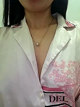 moon baby99 online show from March 9, 8:13 pm