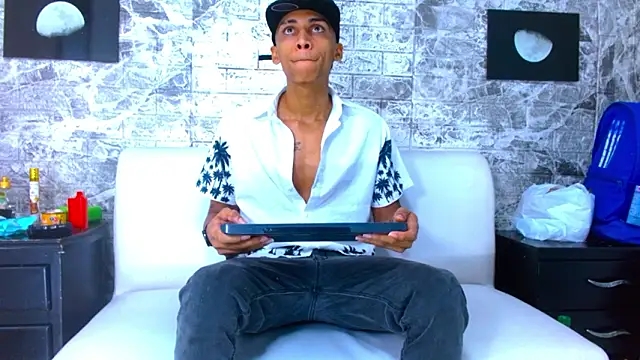 Snapshot of Harin_Prize chatting on March 22, 1:25 pm Harin Prize online show from March 22, 1:25 pm