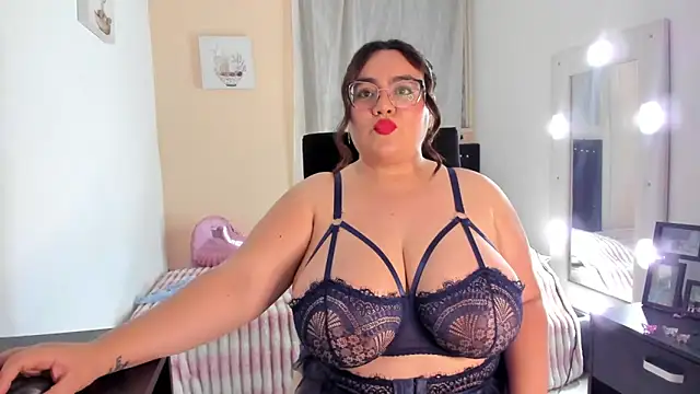 KarlaLannee online show from March 12, 4:18 am