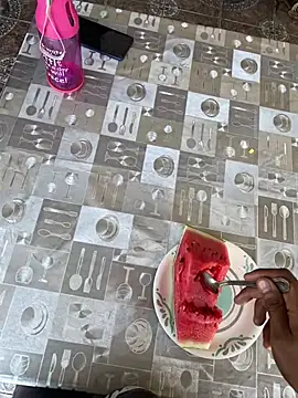 ultratulon online show from February 5, 5:17 pm