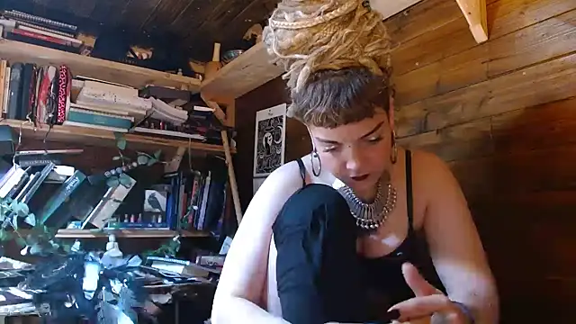 Snapshot of spiralhokkaido23 chatting on June 24, 10:03 am spiralhokkaido23 online show from June 24, 10:03 am