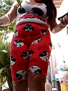 Sammylatinaxxx online show from April 24, 2:41 pm