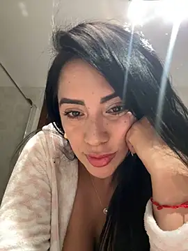 nataliia queen  online show from February 7, 2:04 am