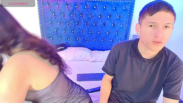 Vero and stive online show from February 20, 7:14 pm