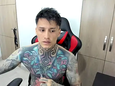 Chrissblack online show from February 18, 12:50 am