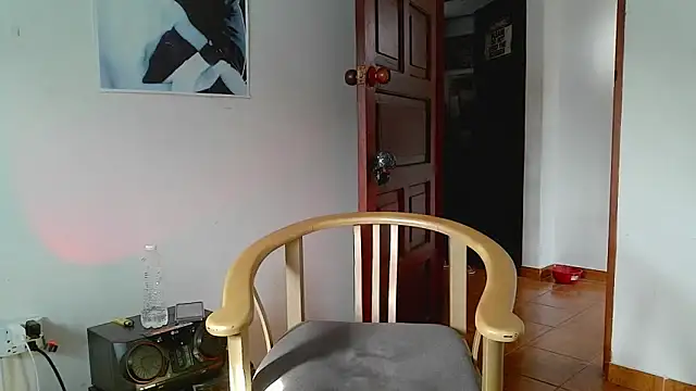 Snapshot of DeusGoth chatting on May 16, 8:18 pm DeusGoth online show from May 16, 8:18 pm