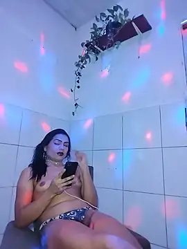 Jade-Morena-Transex-ON online show from June 21, 6:10 pm