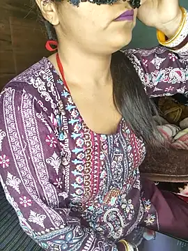 Snapshot of catstar143 chatting on February 19, 7:32 pm catstar143 online show from February 19, 7:32 pm