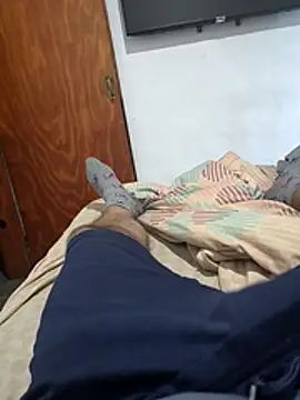 Snapshot of Pitypin7 chatting on March 23, 10:14 pm Pitypin7 online show from March 23, 10:14 pm