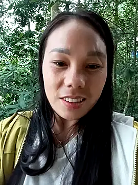 vanvan005 online show from May 1, 10:31 am