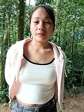 Snapshot of vanvan005 chatting on May 9, 1:22 am vanvan005 online show from May 9, 1:22 am