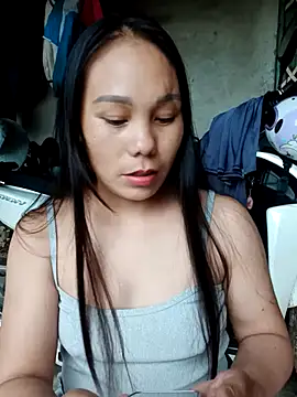 Snapshot of vanvan005 chatting on May 21, 10:33 am vanvan005 online show from May 21, 10:33 am