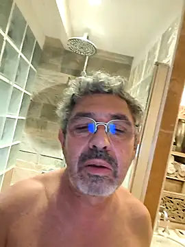 Snapshot of Jacquouille06500 chatting on February 1, 10:47 am Jacquouille06500 online show from February 1, 10:47 am