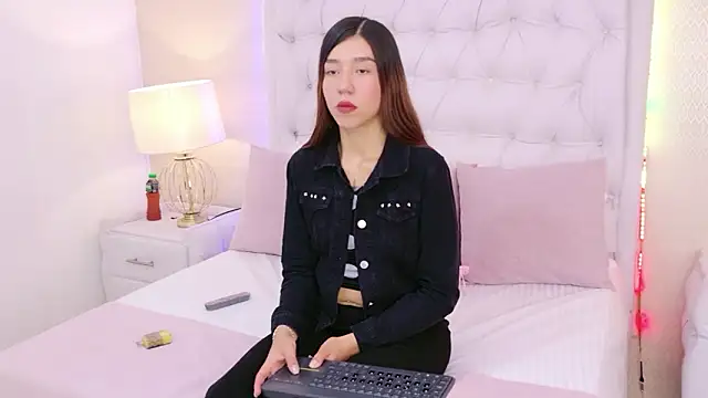 VioletFroost online show from January 16, 8:13 pm