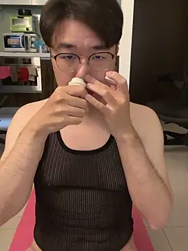 Snapshot of W0Ijn chatting on April 3, 2:20 am W0Ijn online show from April 3, 2:20 am