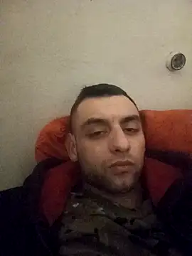 Snapshot of MandrNavi chatting on February 24, 4:49 pm MandrNavi online show from February 24, 4:49 pm