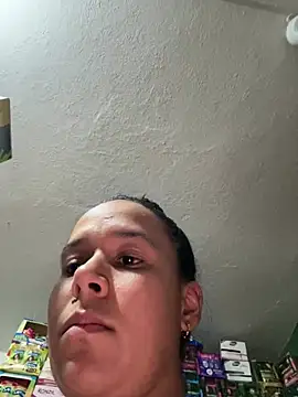 Snapshot of lannabellx chatting on July 10, 11:29 pm lannabellx online show from July 10, 11:29 pm